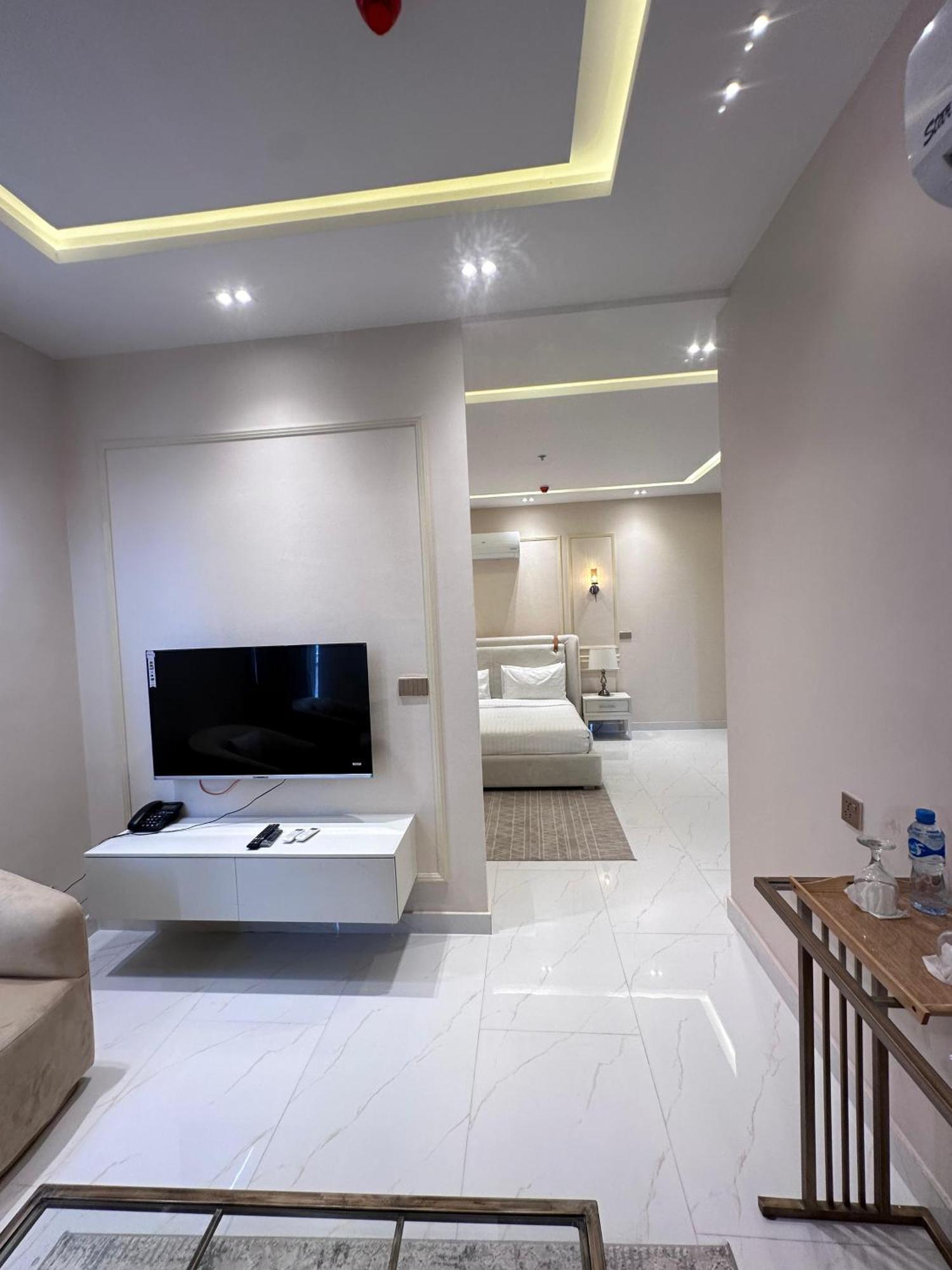 Pavilion Suites - Premium Aparthotel In Bahria Town Rawalpindi Esterno foto