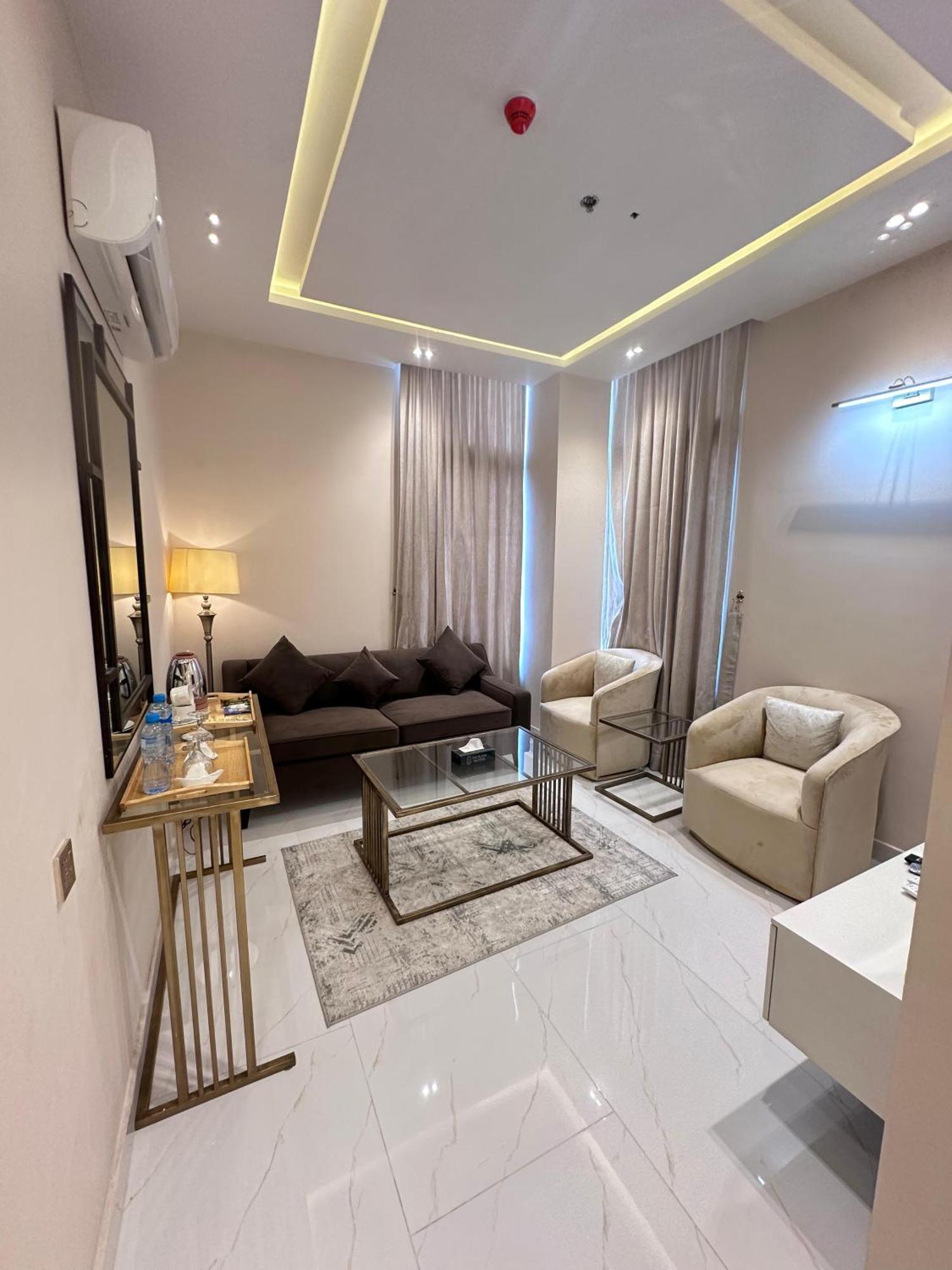 Pavilion Suites - Premium Aparthotel In Bahria Town Rawalpindi Esterno foto