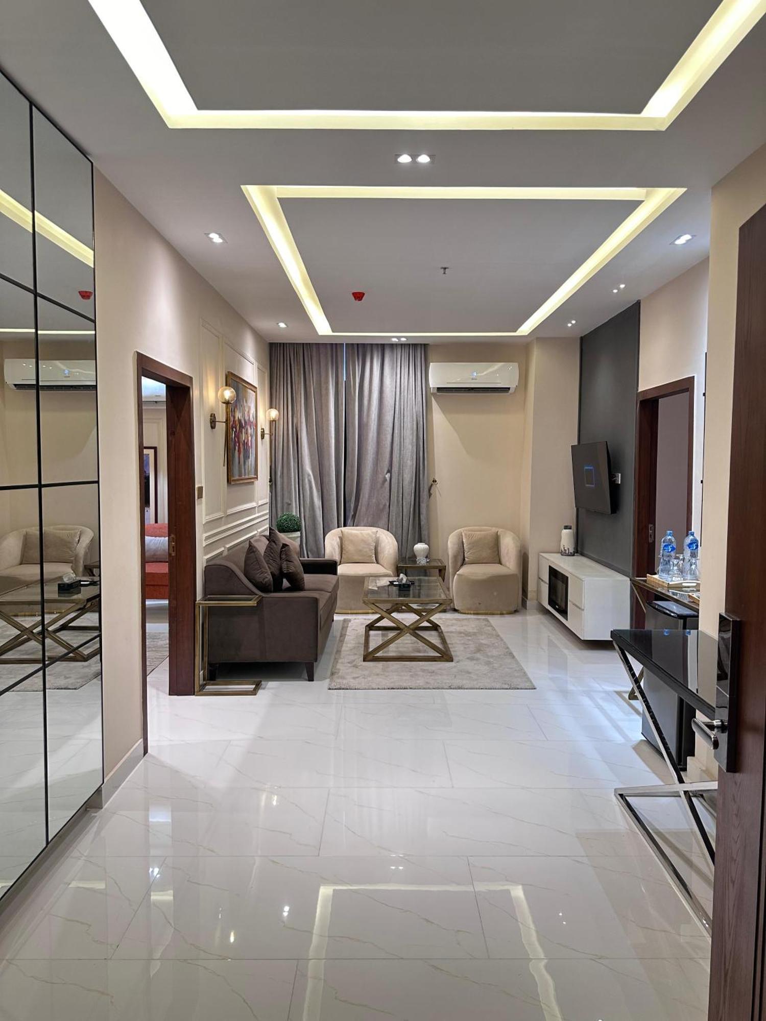 Pavilion Suites - Premium Aparthotel In Bahria Town Rawalpindi Esterno foto