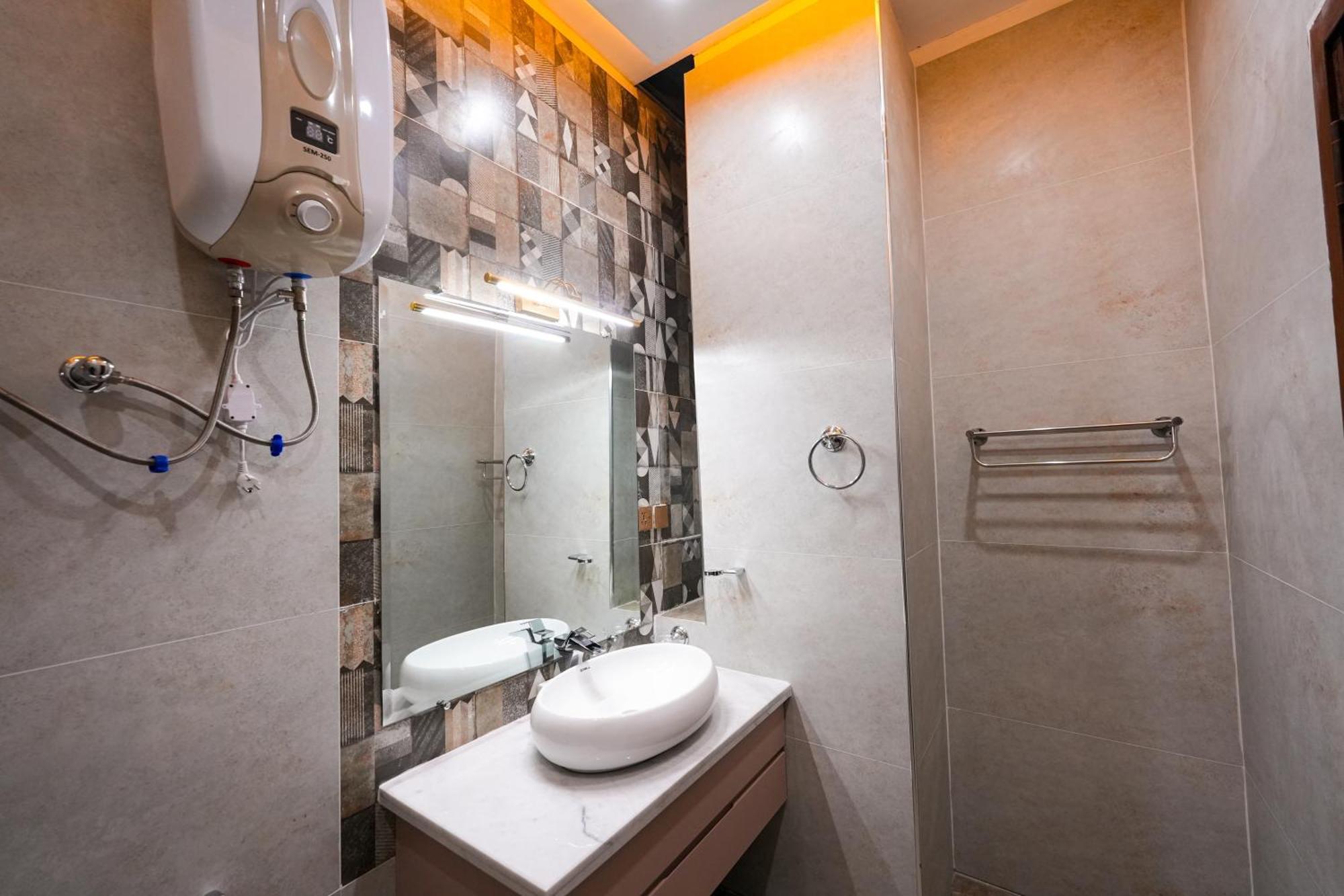 Pavilion Suites - Premium Aparthotel In Bahria Town Rawalpindi Esterno foto