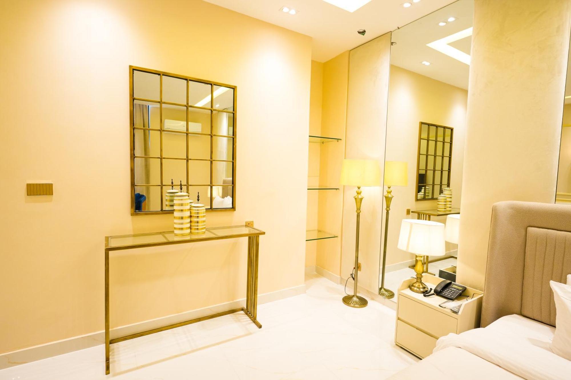 Pavilion Suites - Premium Aparthotel In Bahria Town Rawalpindi Esterno foto