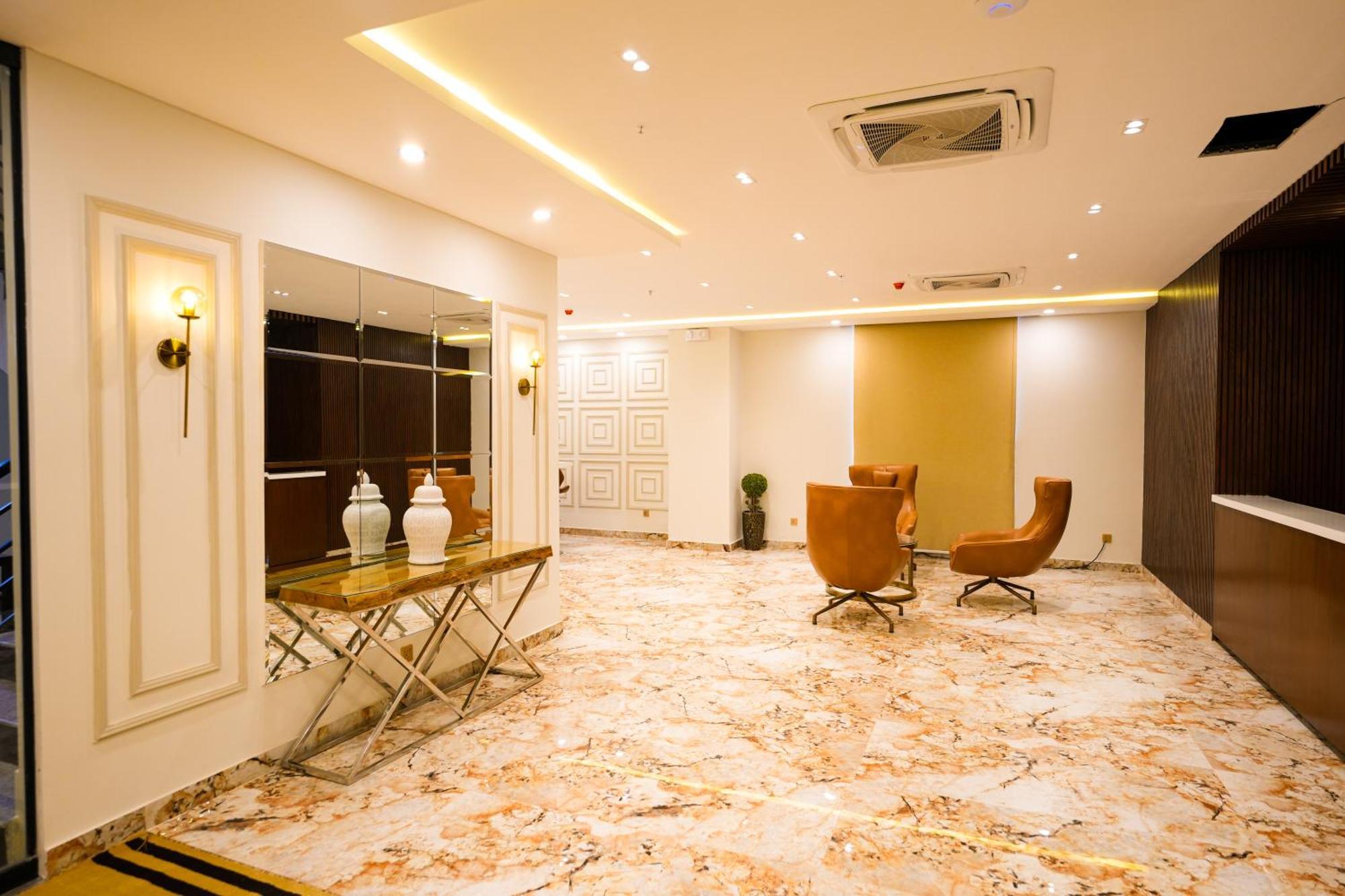 Pavilion Suites - Premium Aparthotel In Bahria Town Rawalpindi Esterno foto