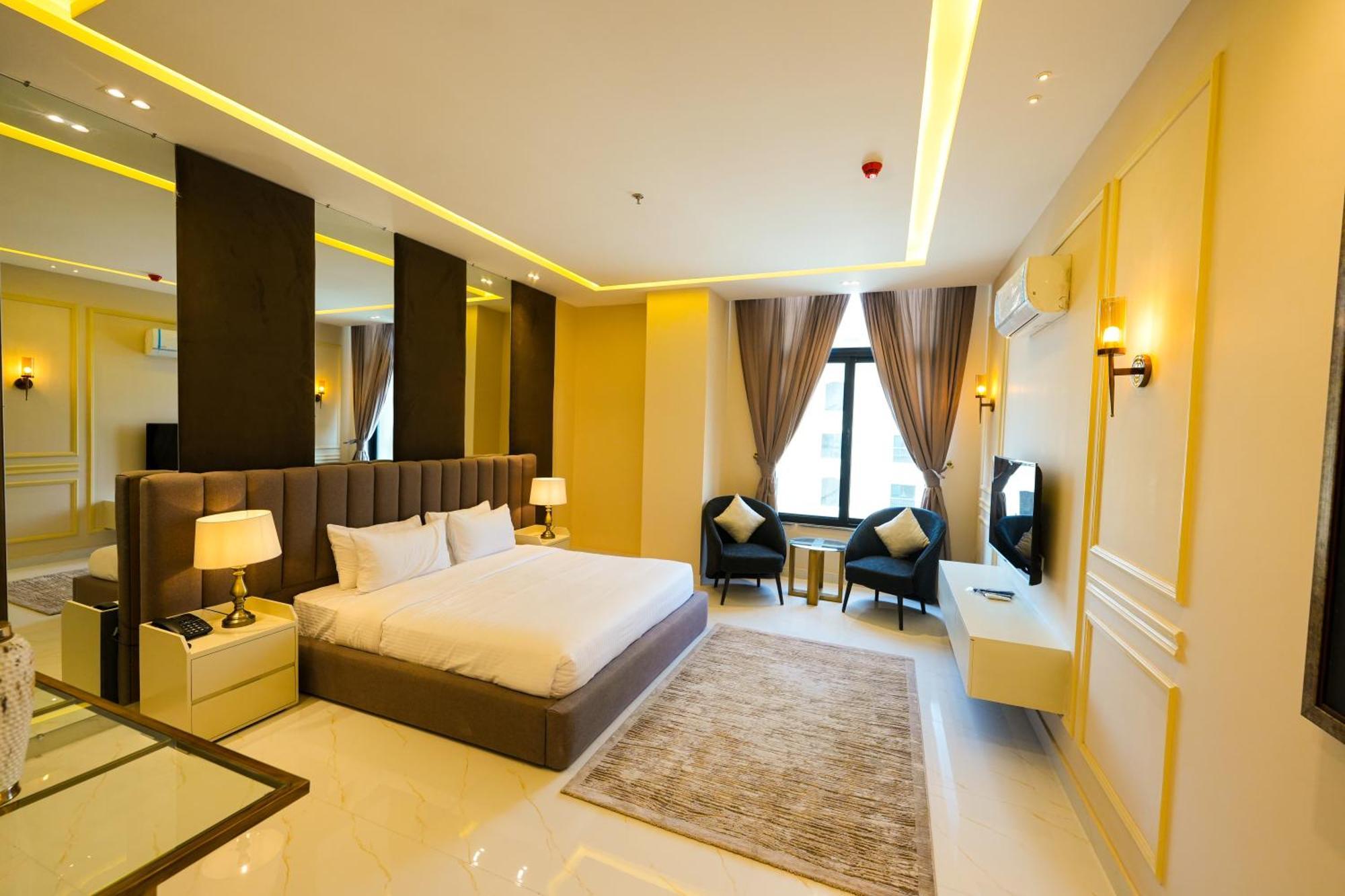 Pavilion Suites - Premium Aparthotel In Bahria Town Rawalpindi Esterno foto